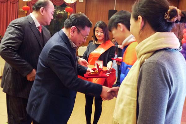 中國最早專業生產膠囊制劑企業|鹽酸二甲雙胍片